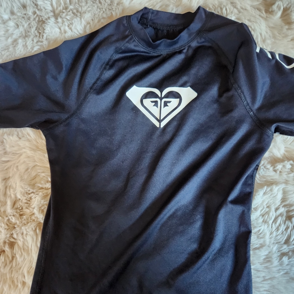 Like new Roxy SPF shirt